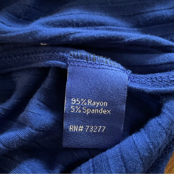 Apt 9 Cobalt Blue Short Sleeve Top, Women’s Sz S - Daisy Infinity Scarf - Picture 6 of 12